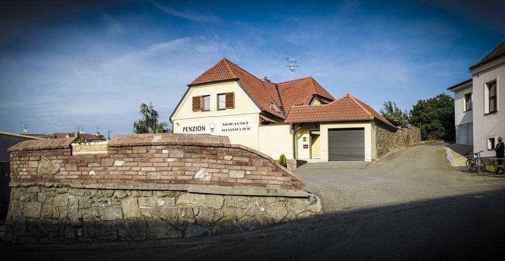 Penzion Moravsky Sommelier Valtice Exterior photo